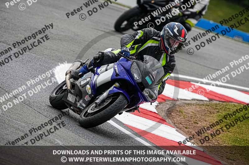 donington no limits trackday;donington park photographs;donington trackday photographs;no limits trackdays;peter wileman photography;trackday digital images;trackday photos